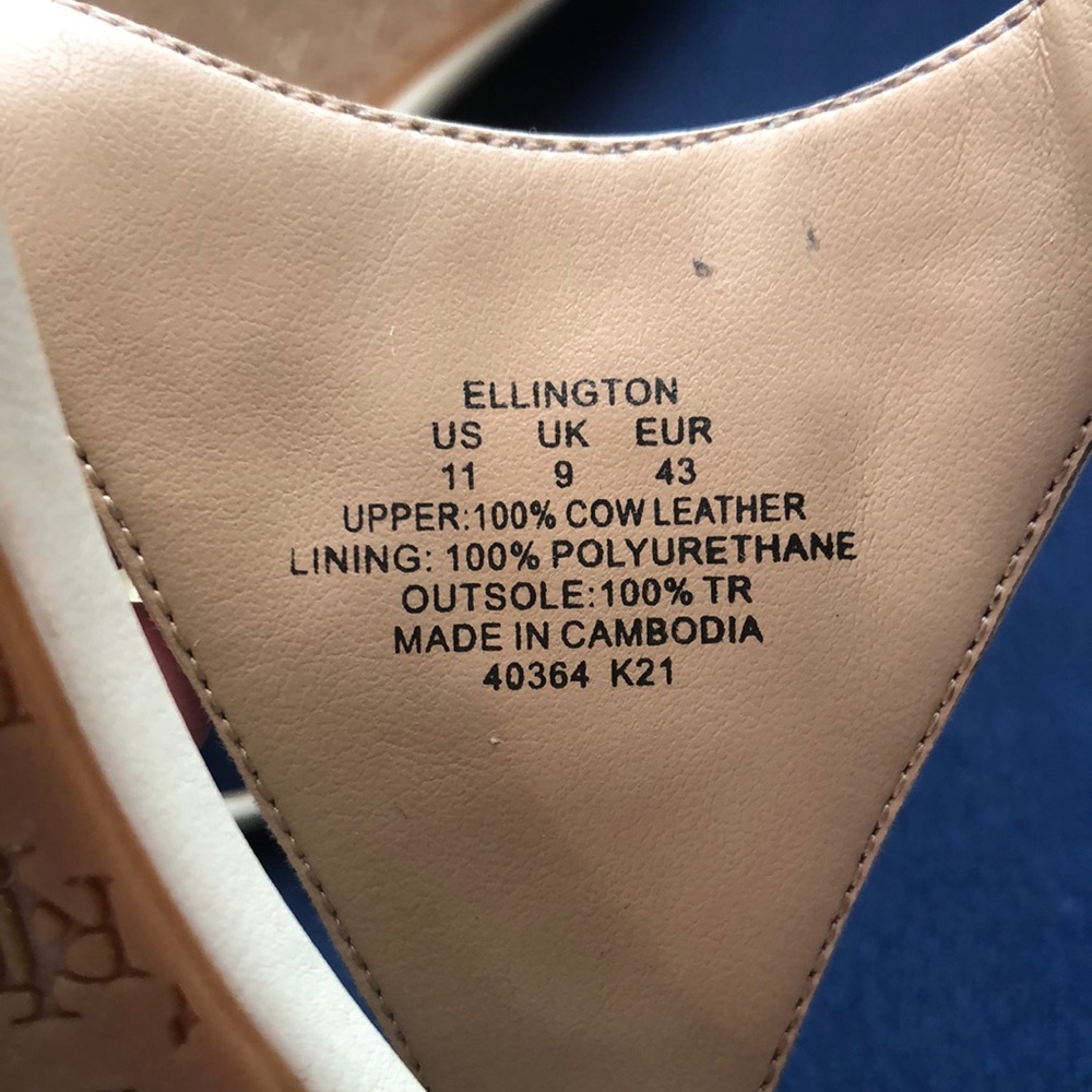 Lauren Ralph Lauren Logo Strap Sandals - Picture 8 of 8